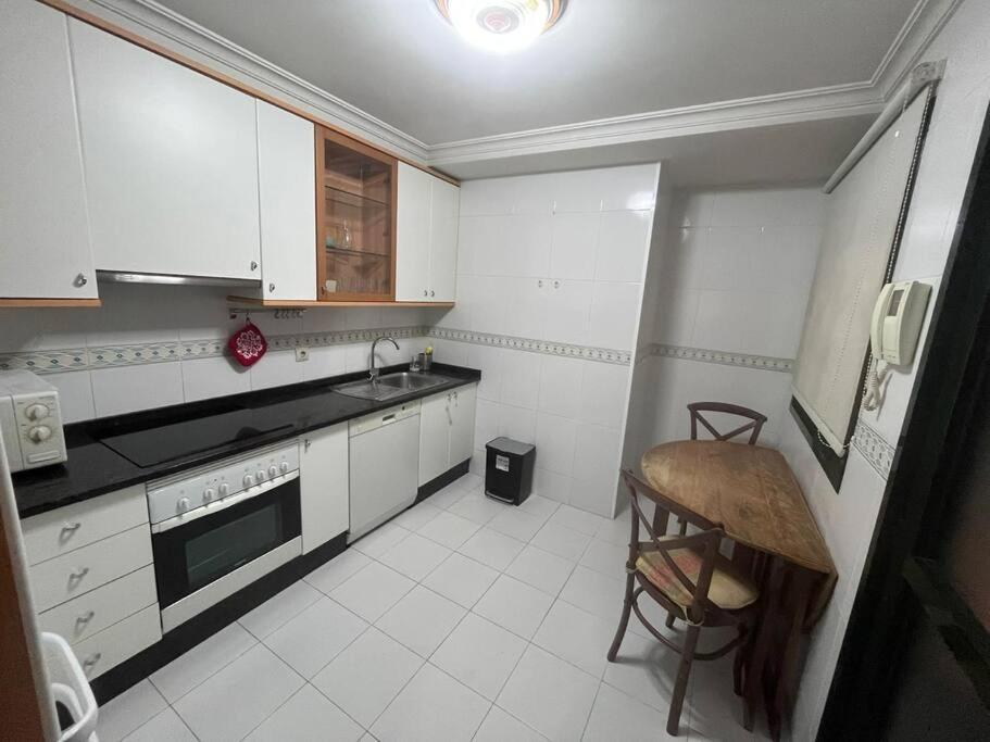 Piso En Bouzas Con Vistas A La Ria Apartment Vigo Ngoại thất bức ảnh