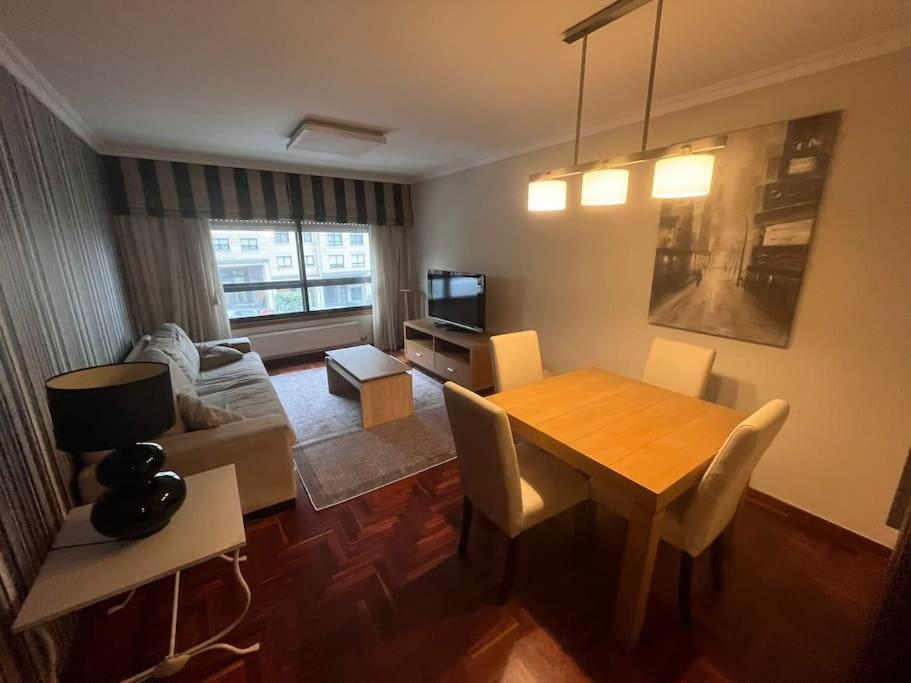 Piso En Bouzas Con Vistas A La Ria Apartment Vigo Ngoại thất bức ảnh
