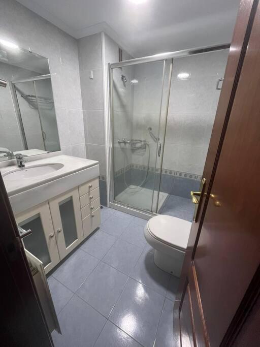 Piso En Bouzas Con Vistas A La Ria Apartment Vigo Ngoại thất bức ảnh