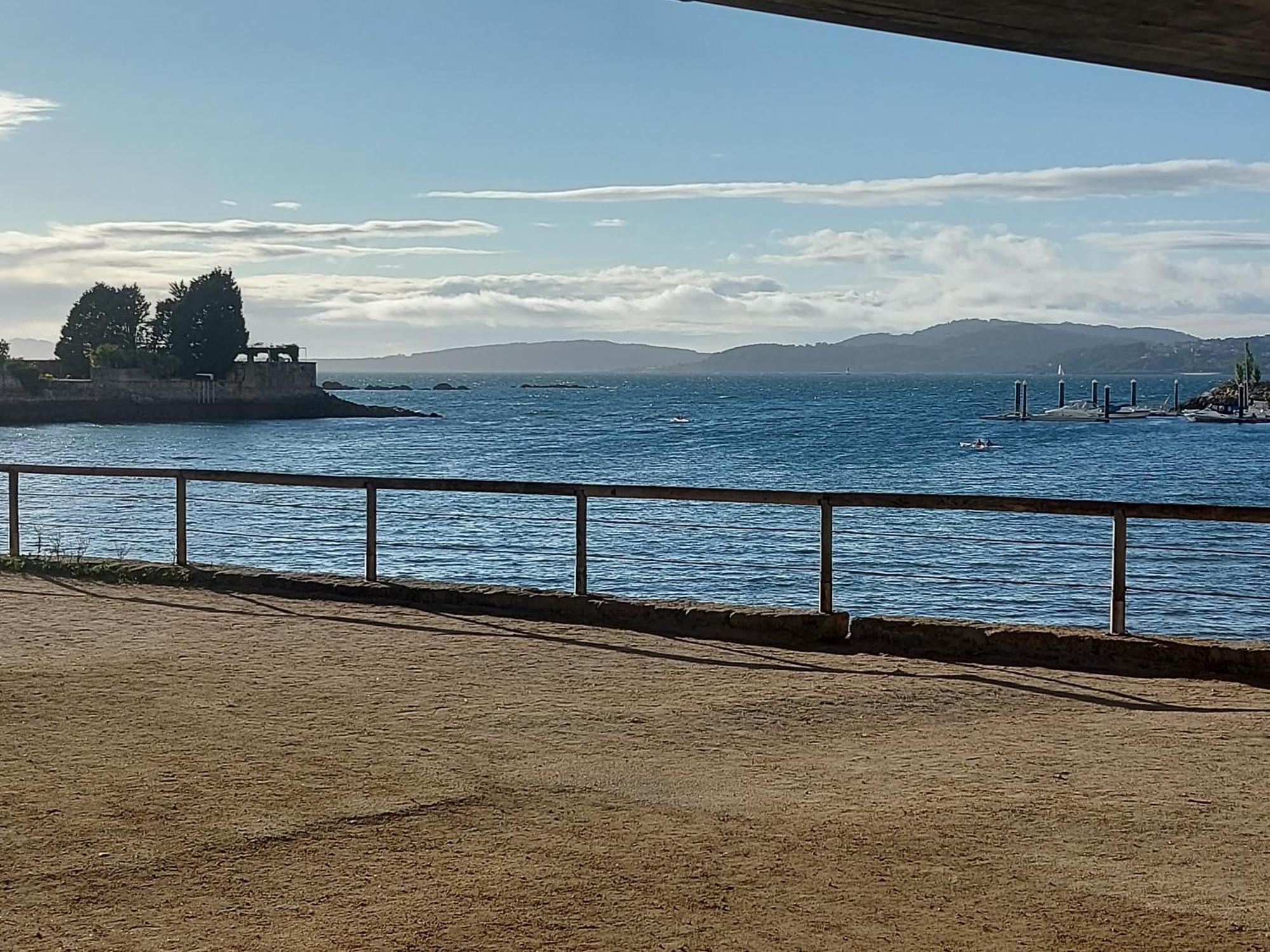 Piso En Bouzas Con Vistas A La Ria Apartment Vigo Ngoại thất bức ảnh
